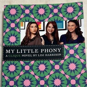 🧚‍♀️3/$12🧚‍♀️My little phony a clique novel